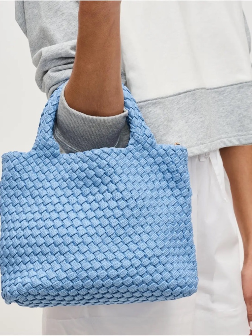 Sky's the Limit Small Sustainable Crossbody - Picture 3 of 10